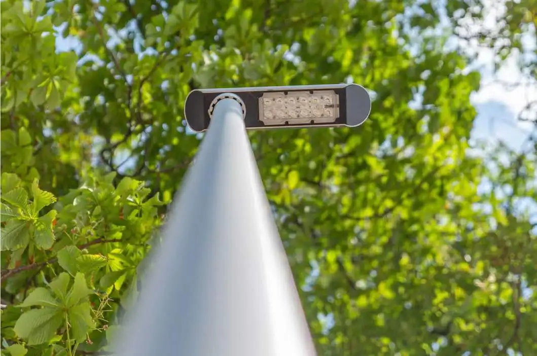 LED garden light volttalent slim reflector four rod lantern 55w 3500k cast iron pole top  parks high CRI lumen linear