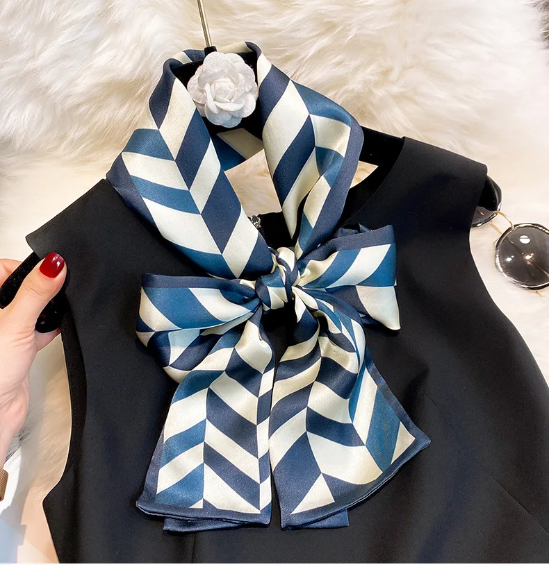 Wholesale Fashion Comfortable Modern Design Digital Printing Women Large Square 100% Silk Scarf