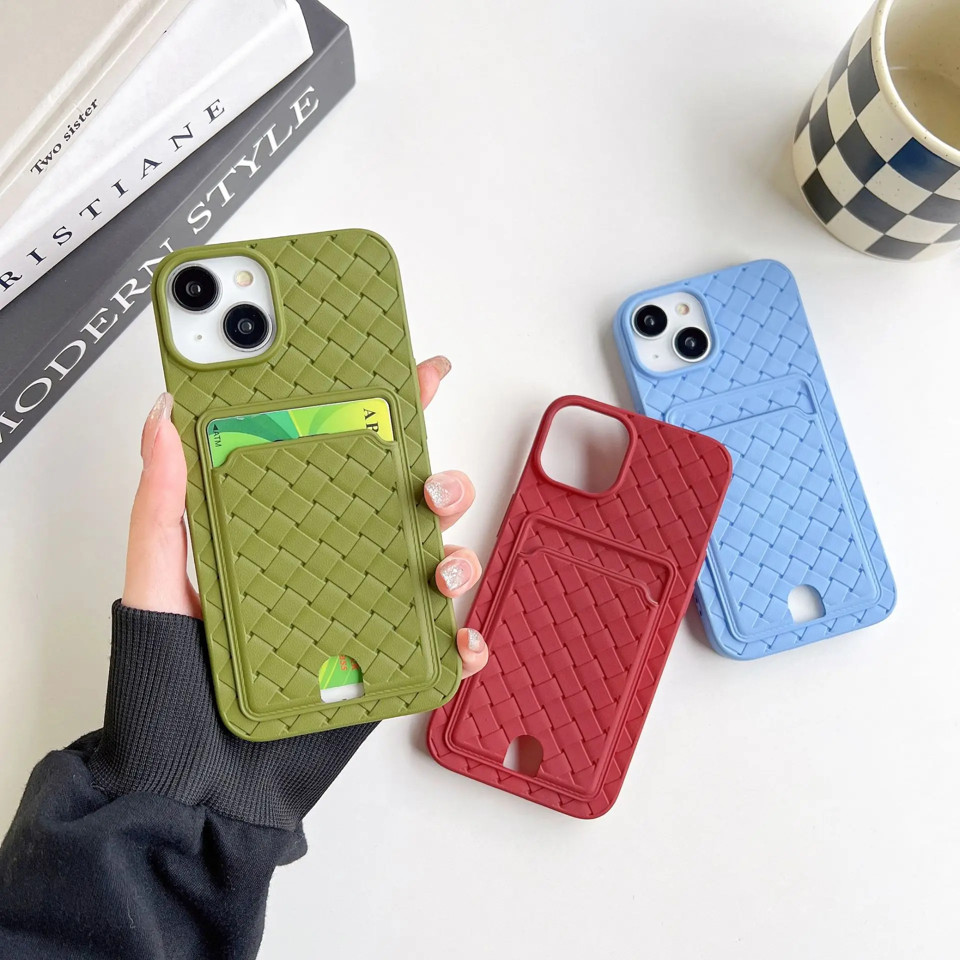 Checkered Woven Phone Case for iPhone 7 8 X XS XR Max 11 12 13 14 15 Pro Max Luxury Weave Phone Case Back Cover Card Holder