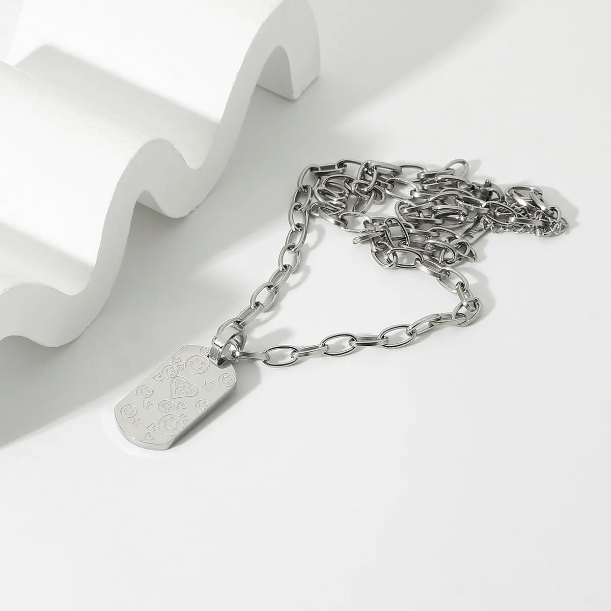 New Style Ball Pendant Box Chain Pull Stainless Steel Gold Plated Tarnish Free Pendant Necklace For Women