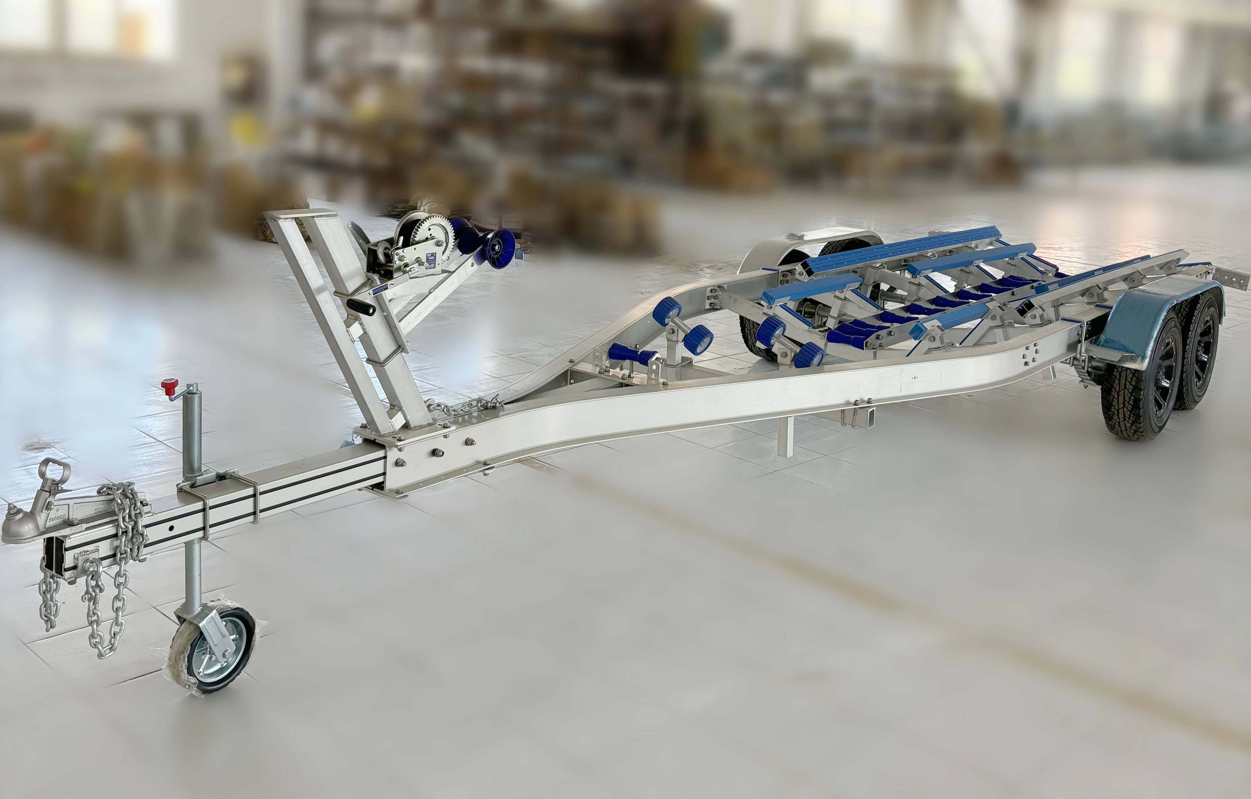 HOT SALE 28ft tandem axle  with poly bunks made in China