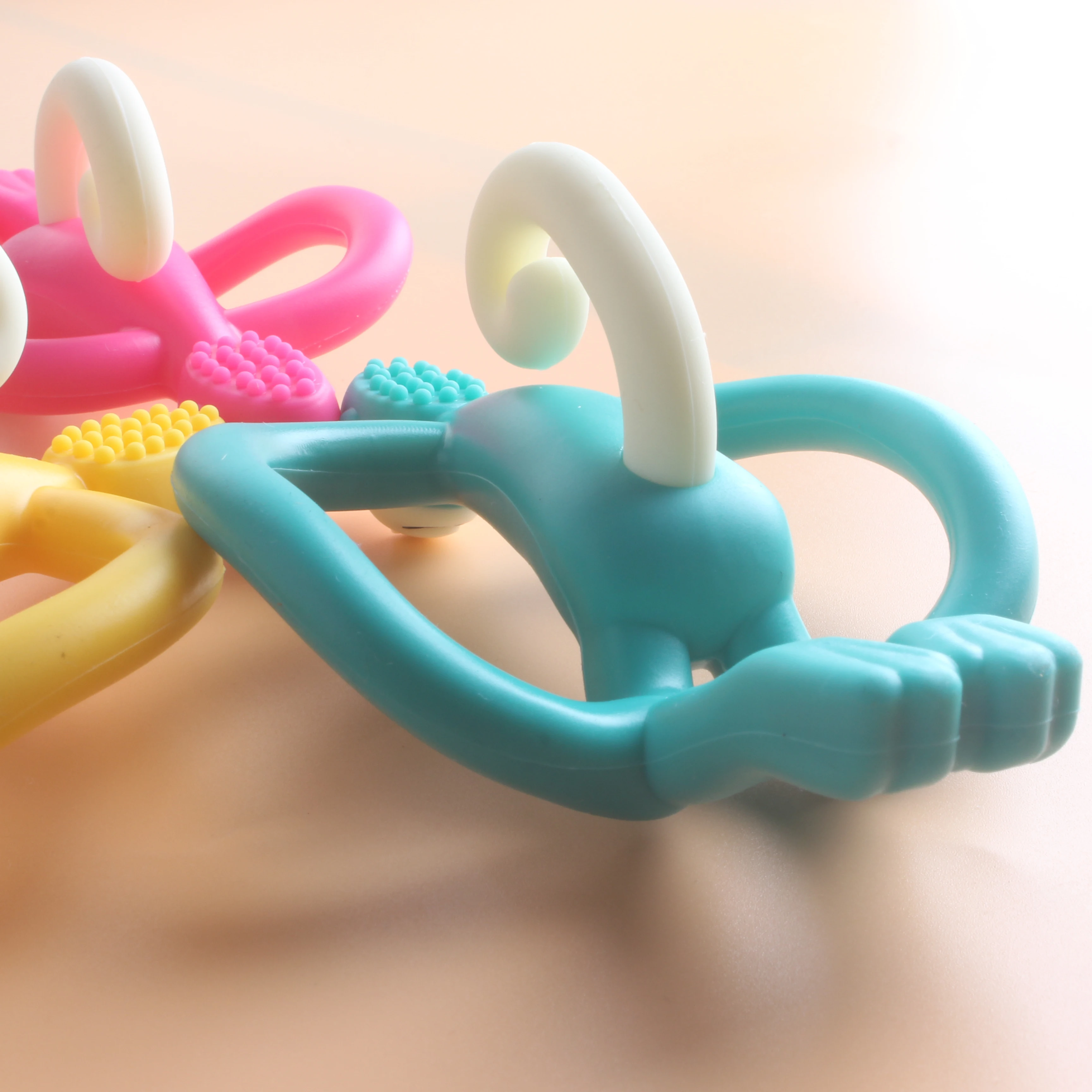 Hot Sales Baby Toys Monkey Cartoon Teether Toddler Molar Teeth Pain Relief Tool Infant Educational Toy Baby Soft Teether