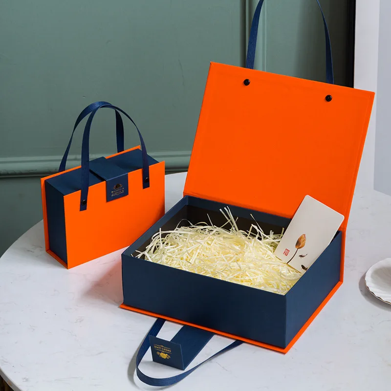 Wholesale Custom Logo Luxury Folding Closure Paper Cardboard Packaging Set Wine Magnetic Gift Box