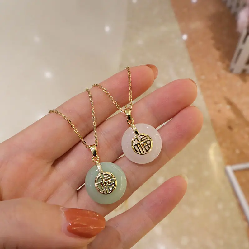 Wholesale Sterling Silver Fu Jade Necklace Jewelry Natural Emerald Jade Pendant Choker Necklace