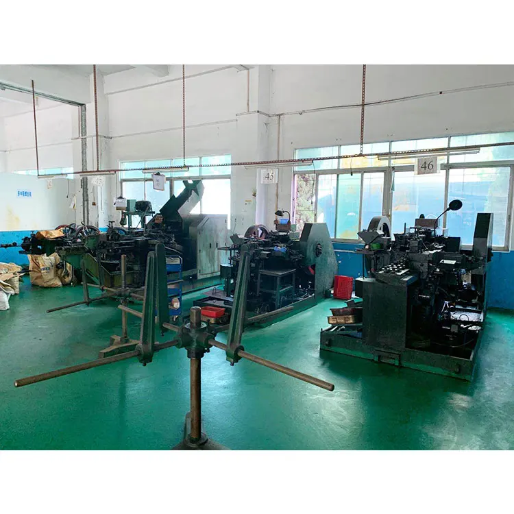 China manufacturer insert flange nut DIN6923 m5 m8 m 10 flange nuts m6 wholesale galvanized hex flange nuts