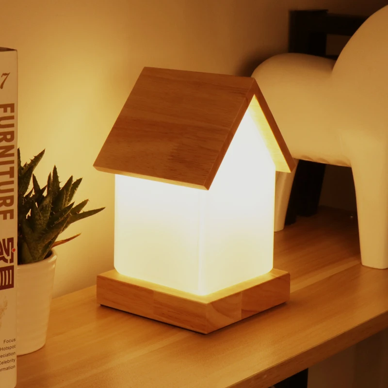 Factory direct sales modern style designed AA battery house shape handmade glass LED Battery operated table lamp