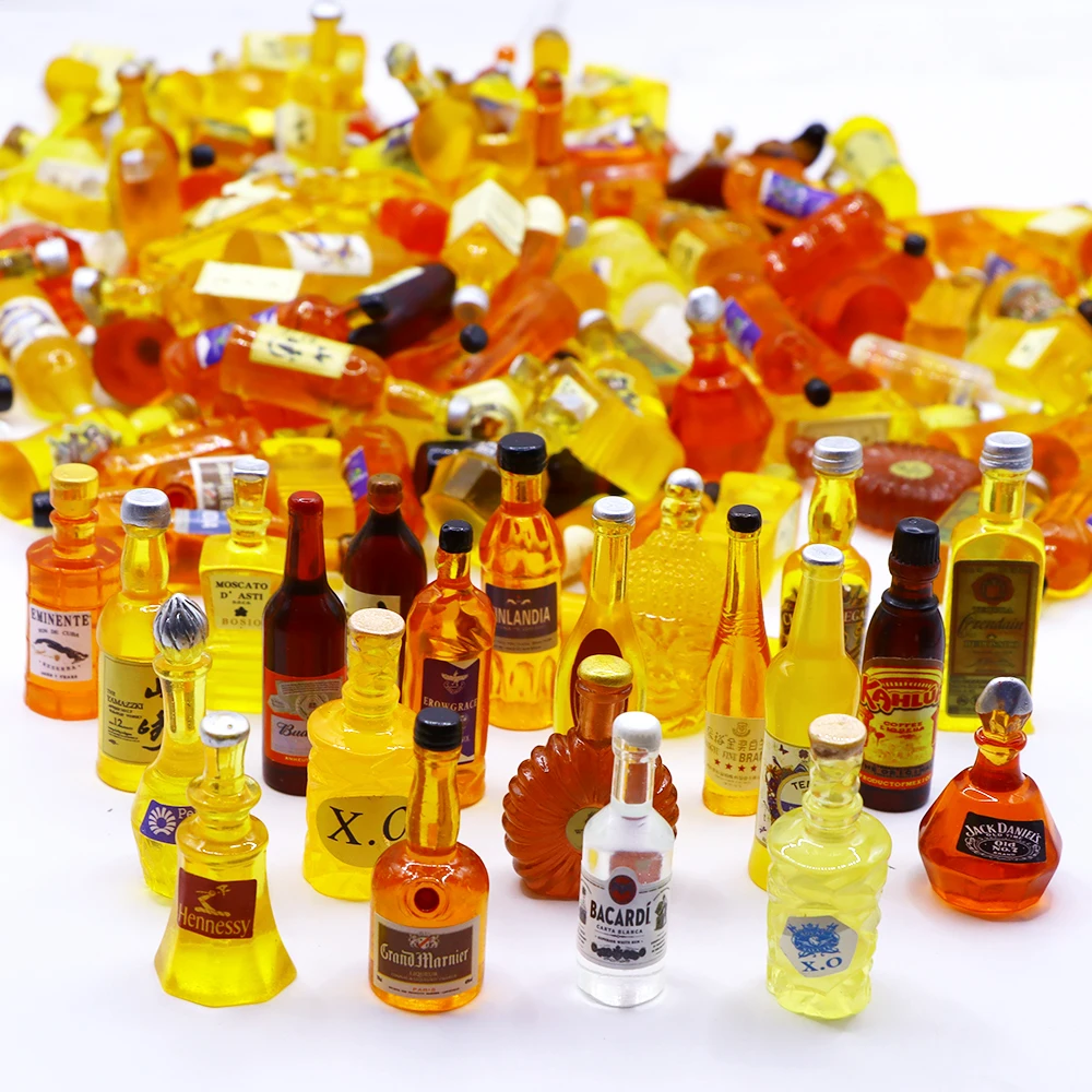 Miniature Simulation Wine Whiskey Rum Bottle Model Resin Craft For 1:12 1:6 Dollhouse Handmade DIY Jewelry Accessories