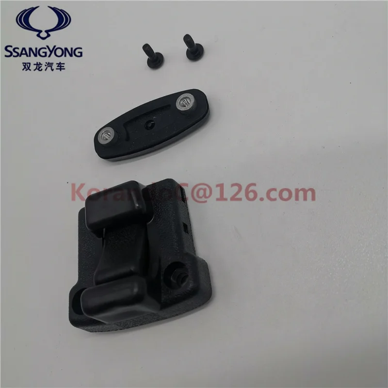 
6616704043 Window locking assy for Ssangyong istana mb100 