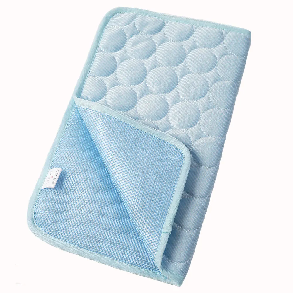Amazon Best Seller Dog Cooling Mat Factory Wholesale Dog Cooling Mat Pet Ice Pad Teddy Mattre Comfortable Cold Pet Bed Summer