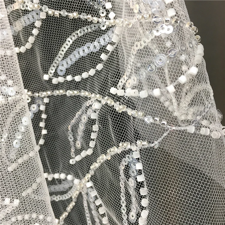 Свадебная фата для невесты, элегантный дизайн под заказ, украшенный бисером, с цветочным узором в виде листьев