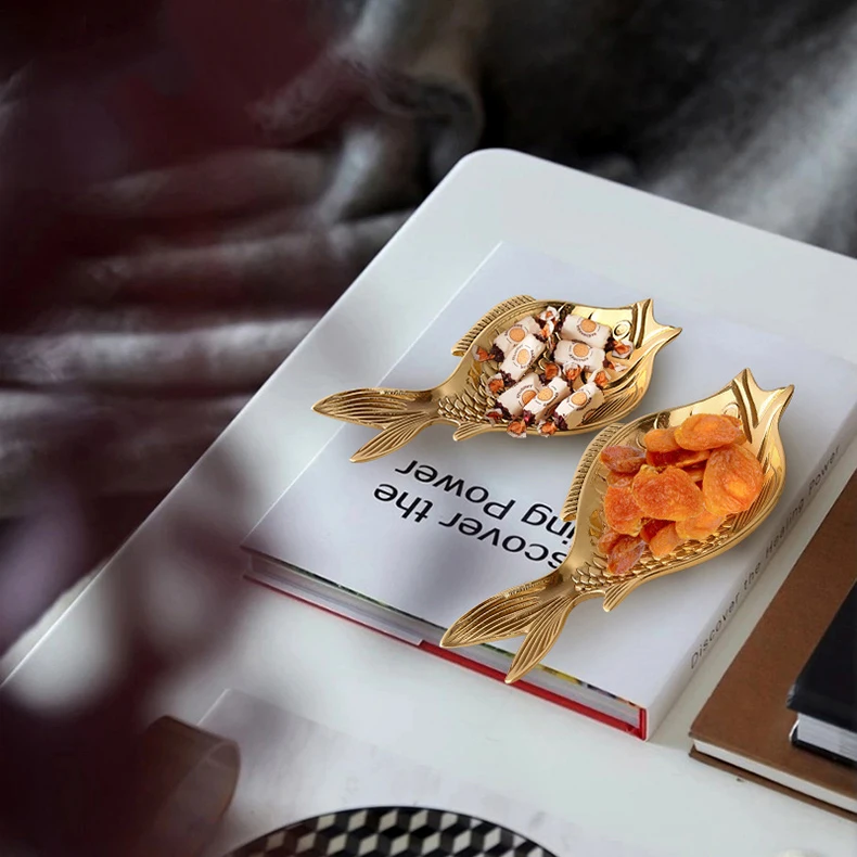 Nordic Tray Creative Brass Goldfish Fruit Tray Living Room Kitchen Wine Cabinet Decoration Ornament Candy Storage Plate