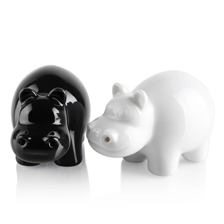 Wholesale design cats shape personalized ceramic salt and pepper shaker set