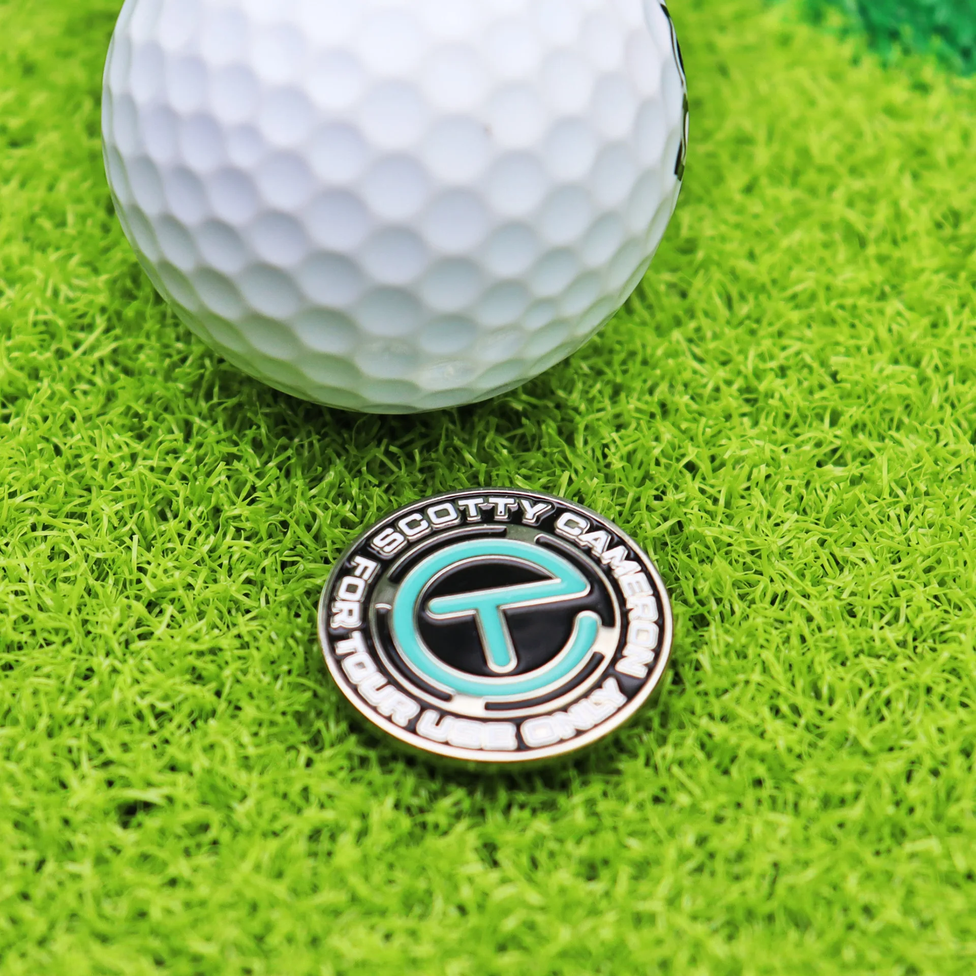 Customizable exquisite golf cap decoration clip Wholesale more golf ball marker hat clip golf accessories