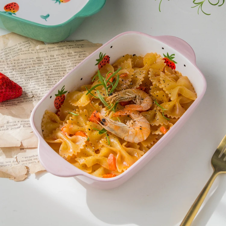 Home used strawberry pattern stoneware hand painted  ceramic backing tray bakeware
