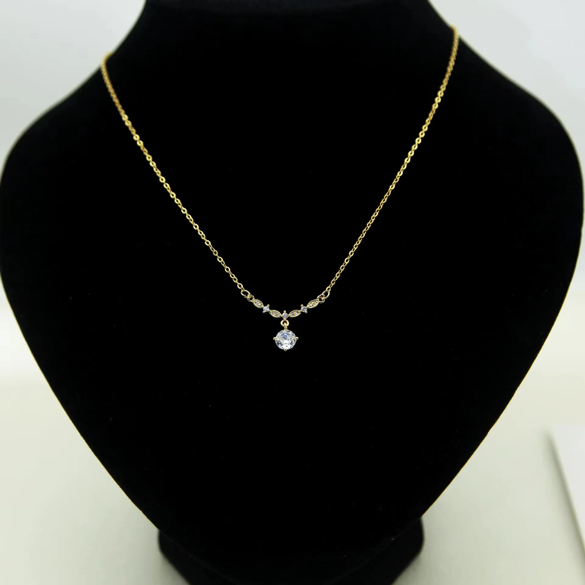Shining Micro Zirconia Stainless Steel Chain Cz Brass Geometric Necklace Sparkling Cubic Zirconia Choker Necklace