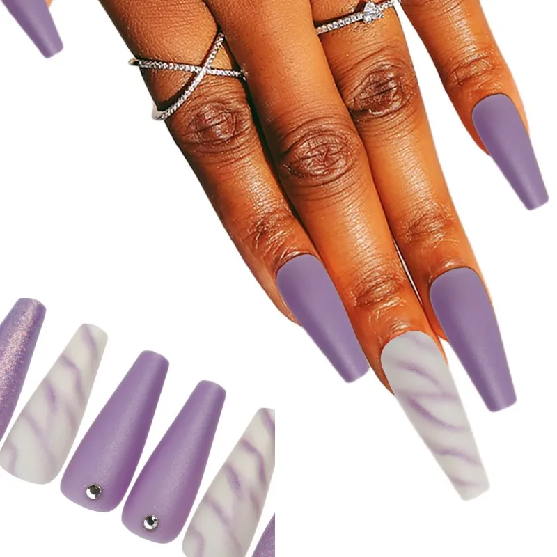 Искусственные ногти фиолетового цвета и лазерного дизайна, набор для маникюра в салоне