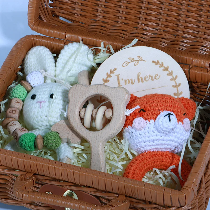Wholesale 5Pcs Crochet Animal Rattle Baby Gift Set Teether Rattle Toy Set baby sets newborn gift