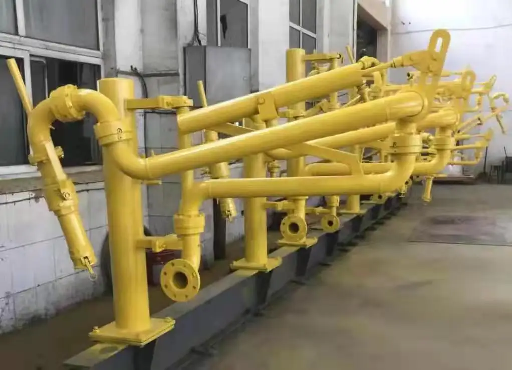 storaThe low temperature ge tank loading and unloading arms