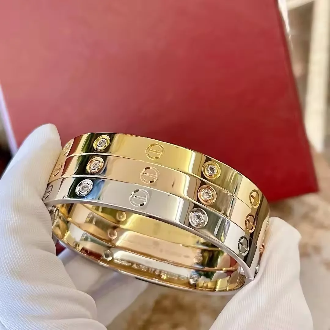 925 Серебряный Роскошный дизайнерский браслет 18k позолоченный с винтовым углом из нержавеющей стали