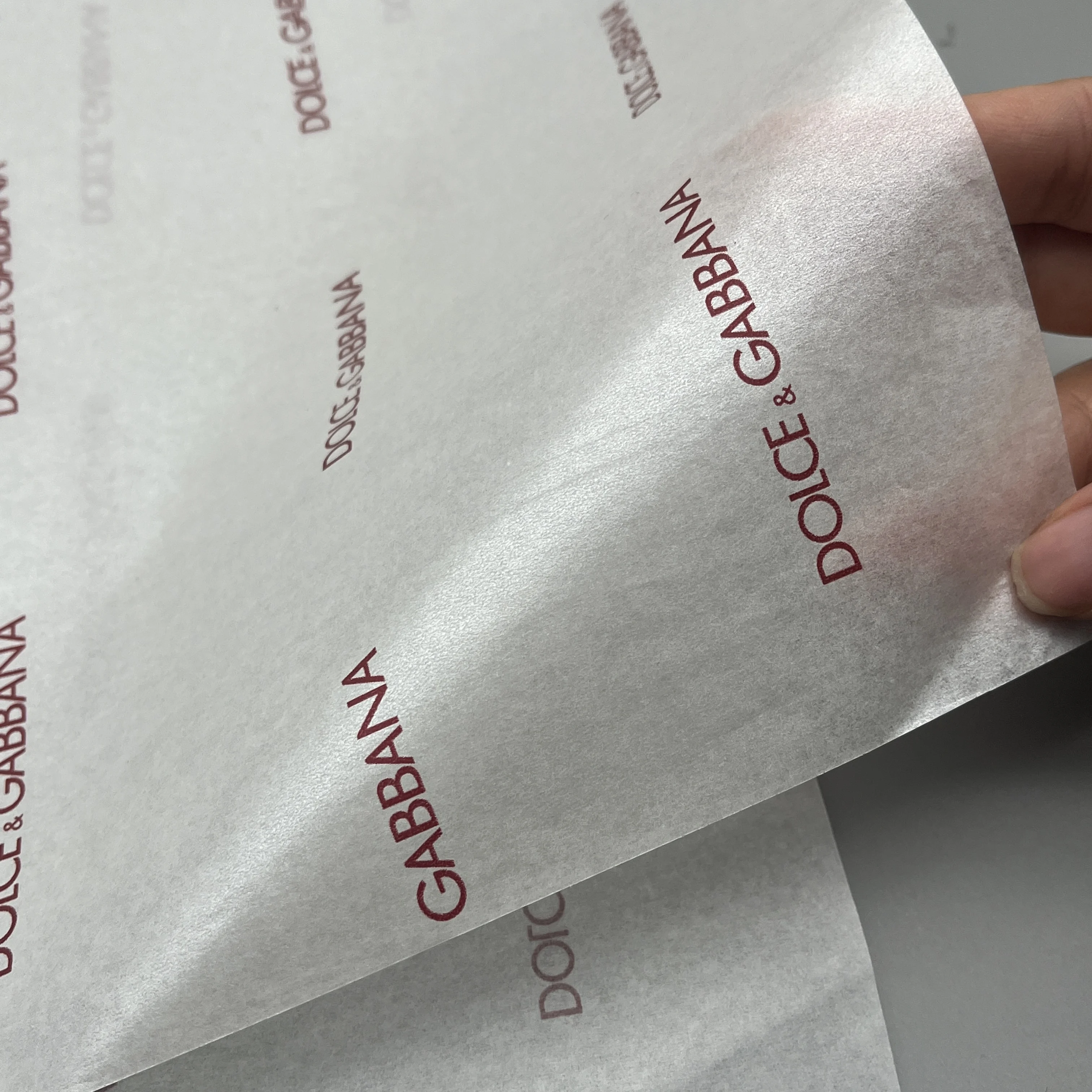 22g Pearlescent Printing Custom Packaging Silk Paper Flower Gift Packaging Paper For Business