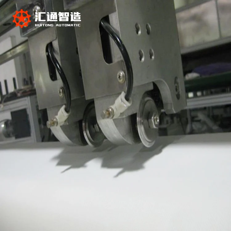 High Quality Ultrasonic wiping cloth slitting machine Ultrasonic clean cloth cutting machine in China