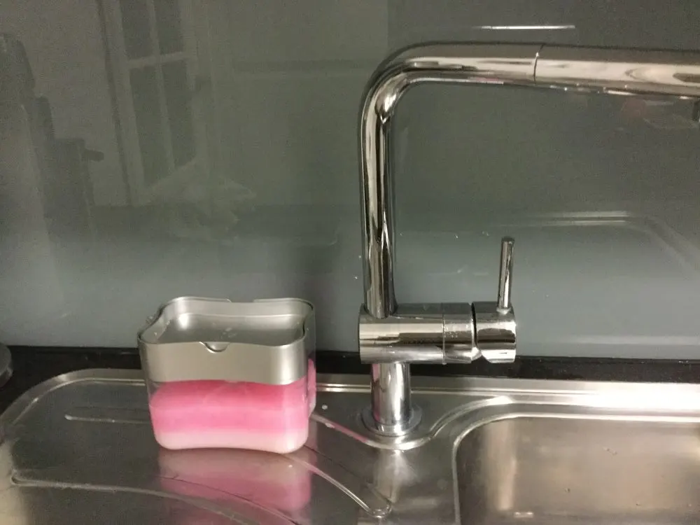Soap Pump Dispenser Sponge Holder for Kitchen Dish Soap and Sponge Portable soap dispenser presses out the liquid bottle