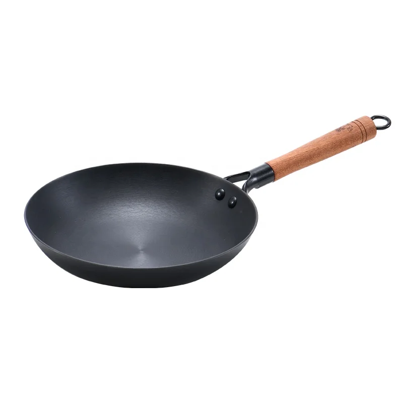 Iron Pan with Nitriding  Wooden Handle Cookware