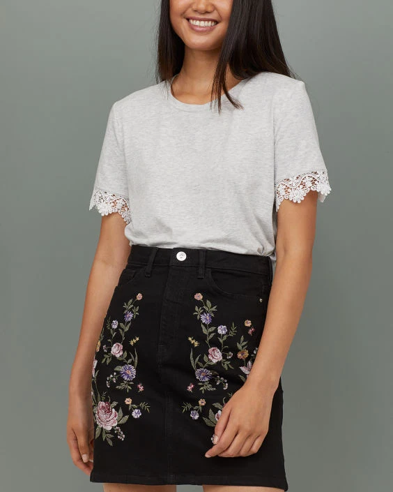 Hot Sales Autumn Floral Embroidered Women Empire Short Denim Skirt With Front Zipper And Button STD0563