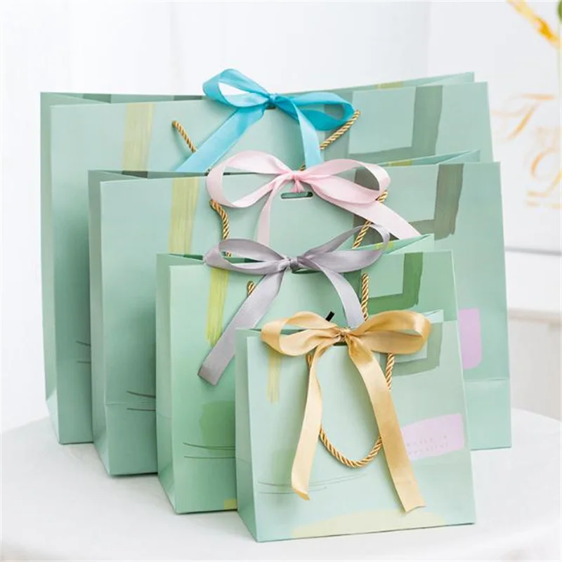 In Stock Wholesale Mini Gift Paper Bags Custom Your Own Logo Printed Luxury Gift Packaging Paper Shopping Bag With Handle