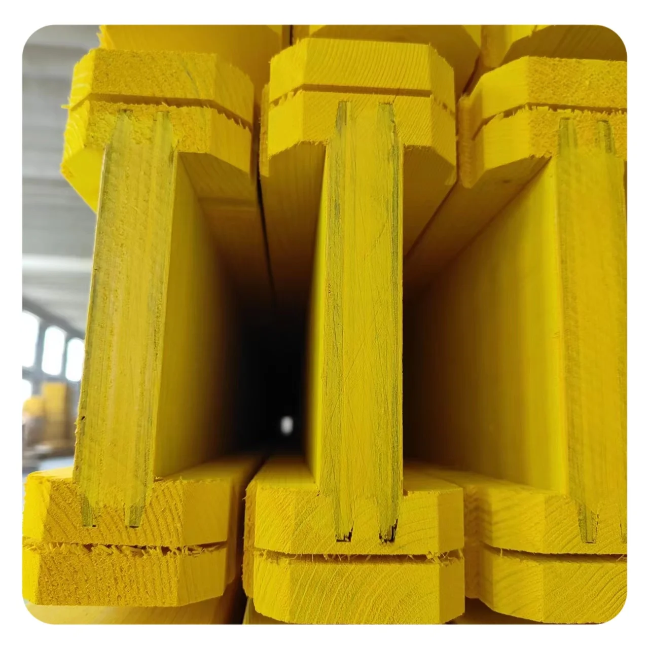 yellow h20 wooden beam with steel H20 formwork beam