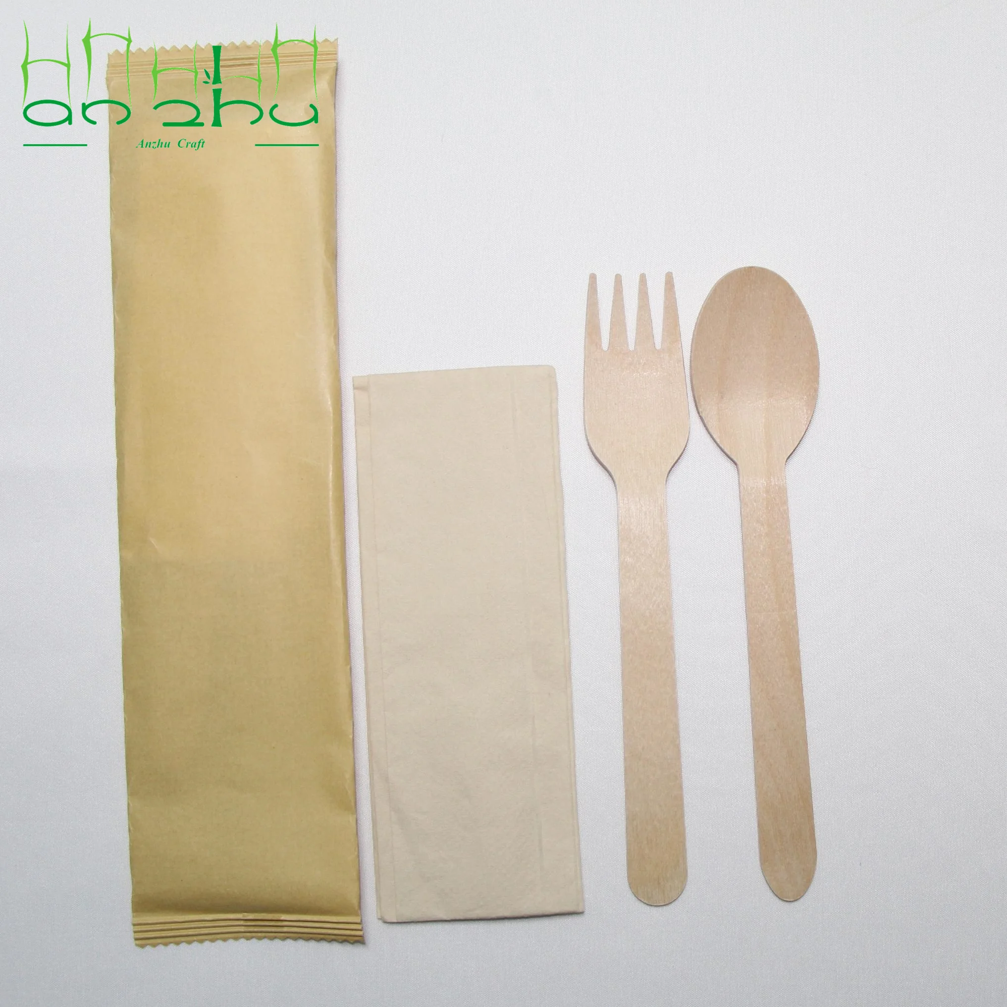 Деревянные ножи и вилки с завернутым