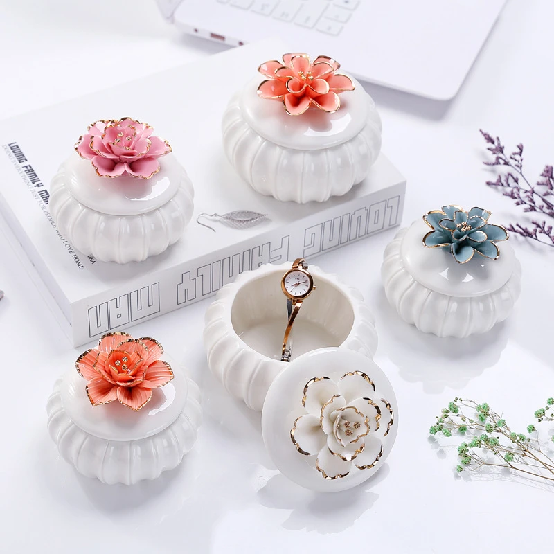 Nordic new design Porcelain Trinket Packaging Display tray home decor ceramics Jewelry box with flower lid