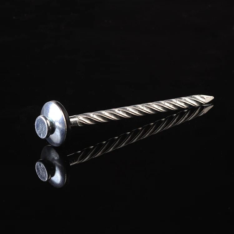 Umbrella head roofing nail sharp diamond point with rubber washer