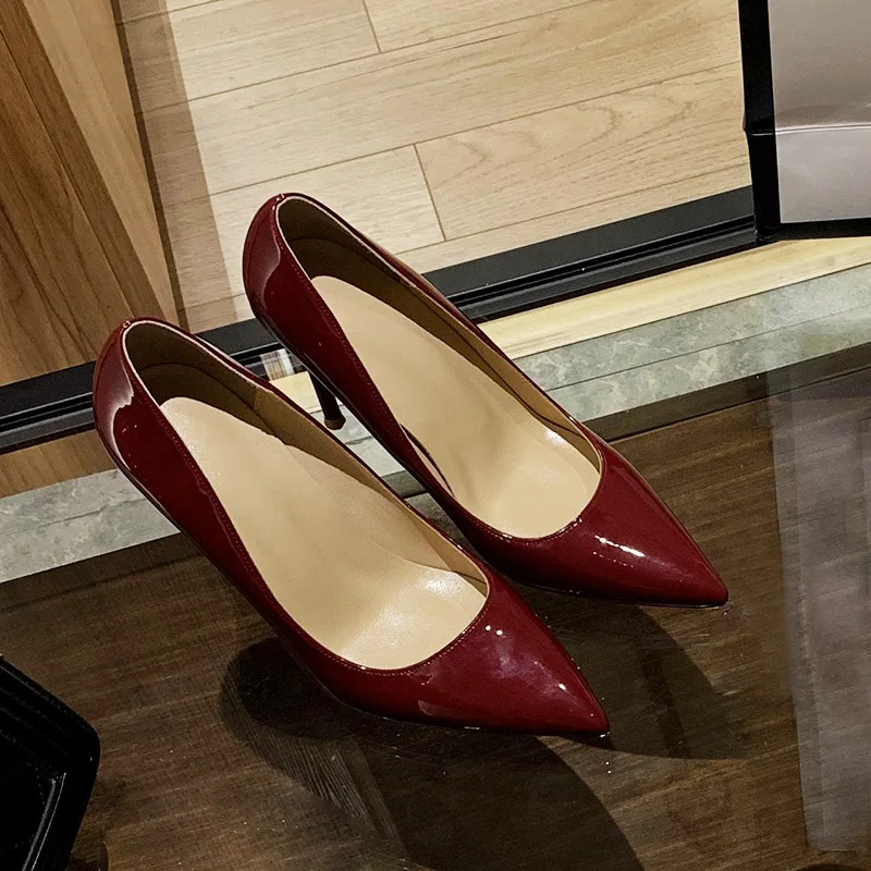 2024 Internet Celebrity Spring New Fashion Shallow Mouth Large Size Naked Lacquer Leather Pointed Thin High Heels Single Shoes