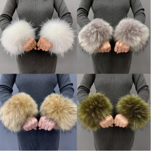 Factory Custom Faux Fox Wrist Raccoon Clothing Garment Woven Plush 100% Polyester A4 Size Long Hair Faux Fur 10pc/poly Bag 150