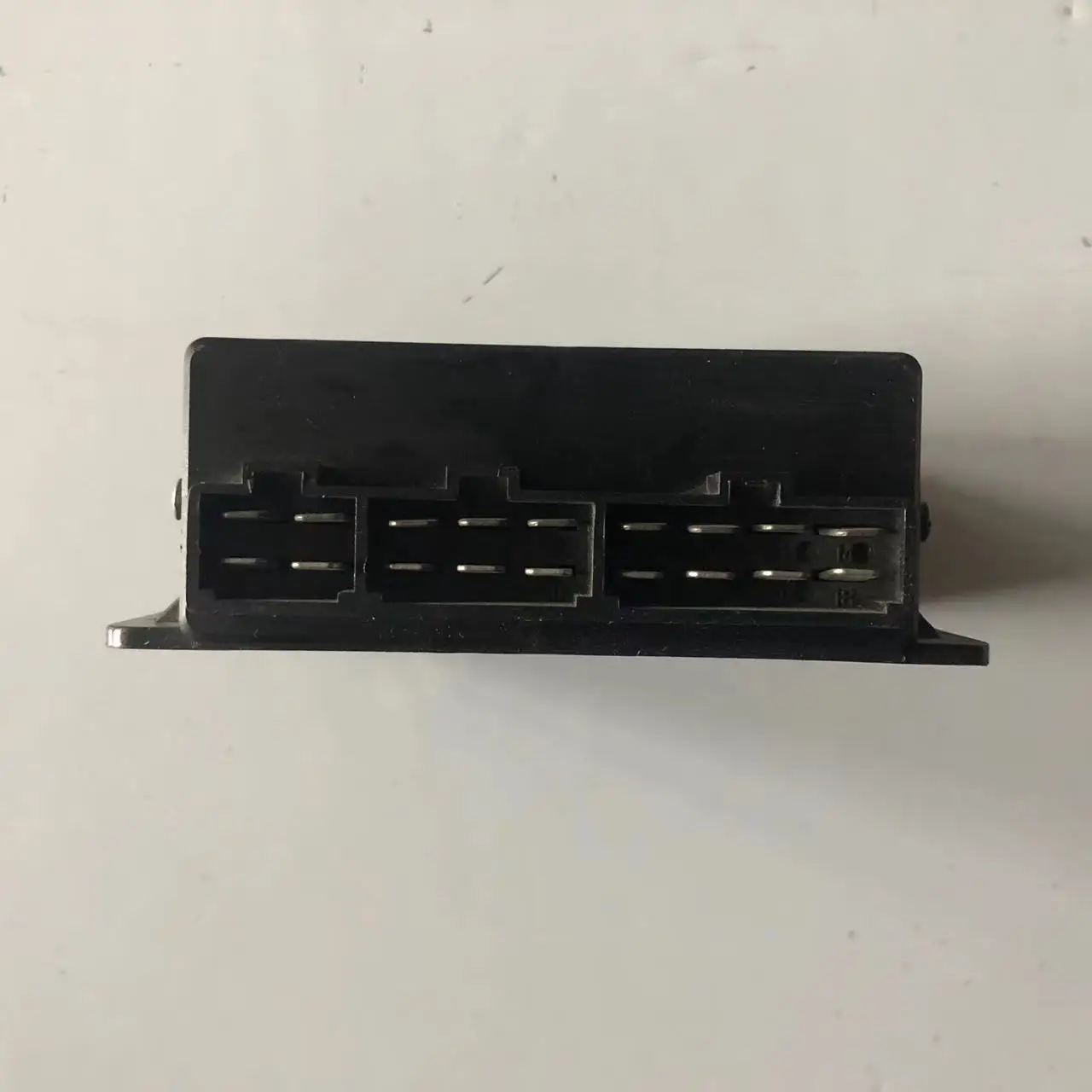 Factory hot sale Bus Parts Electric Split Screen Control Box For Bus Body Parts And Bus Accessories