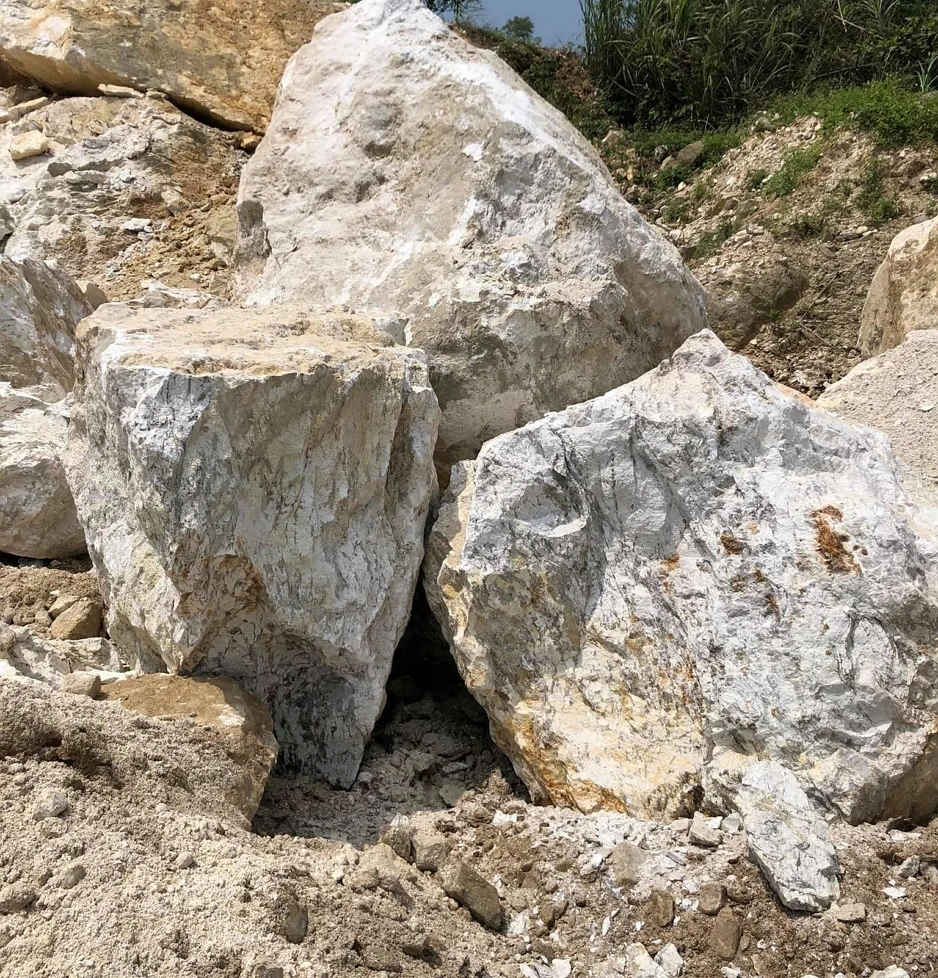 Hot Sale factory price Vietnam cosmetic grade calcined kaolin clay powder price Hot sell kaolin clay for ceramic