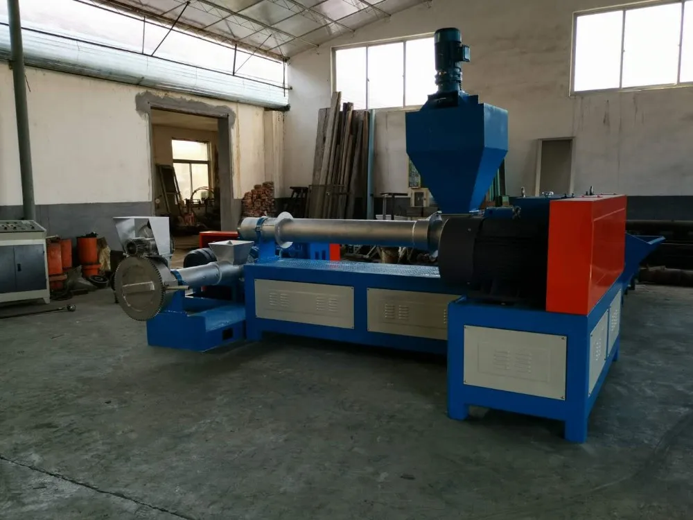 Переработанный пластиковый гранулятор винтовой для бутылок