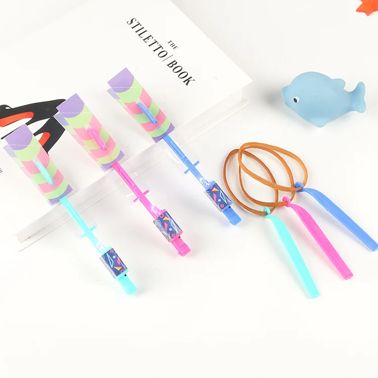  Best selling flying led spinning light up toys elastic powered toy set for