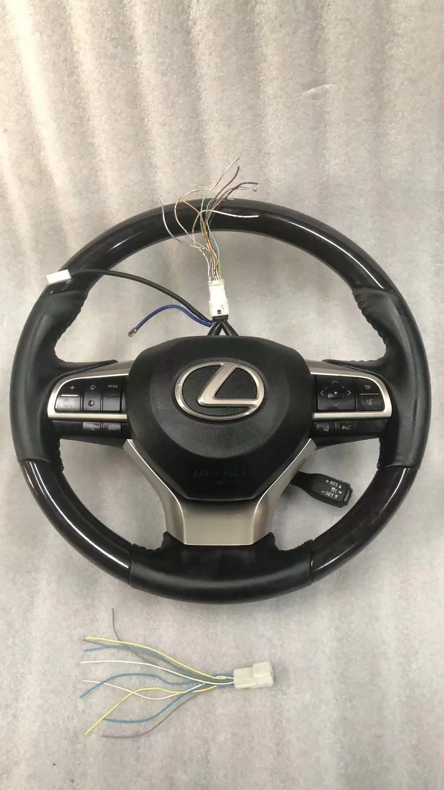 Многофункциональное рулевое колесо из массива дерева Lexus es 2012-2018 модификация RX upgrade LX японское