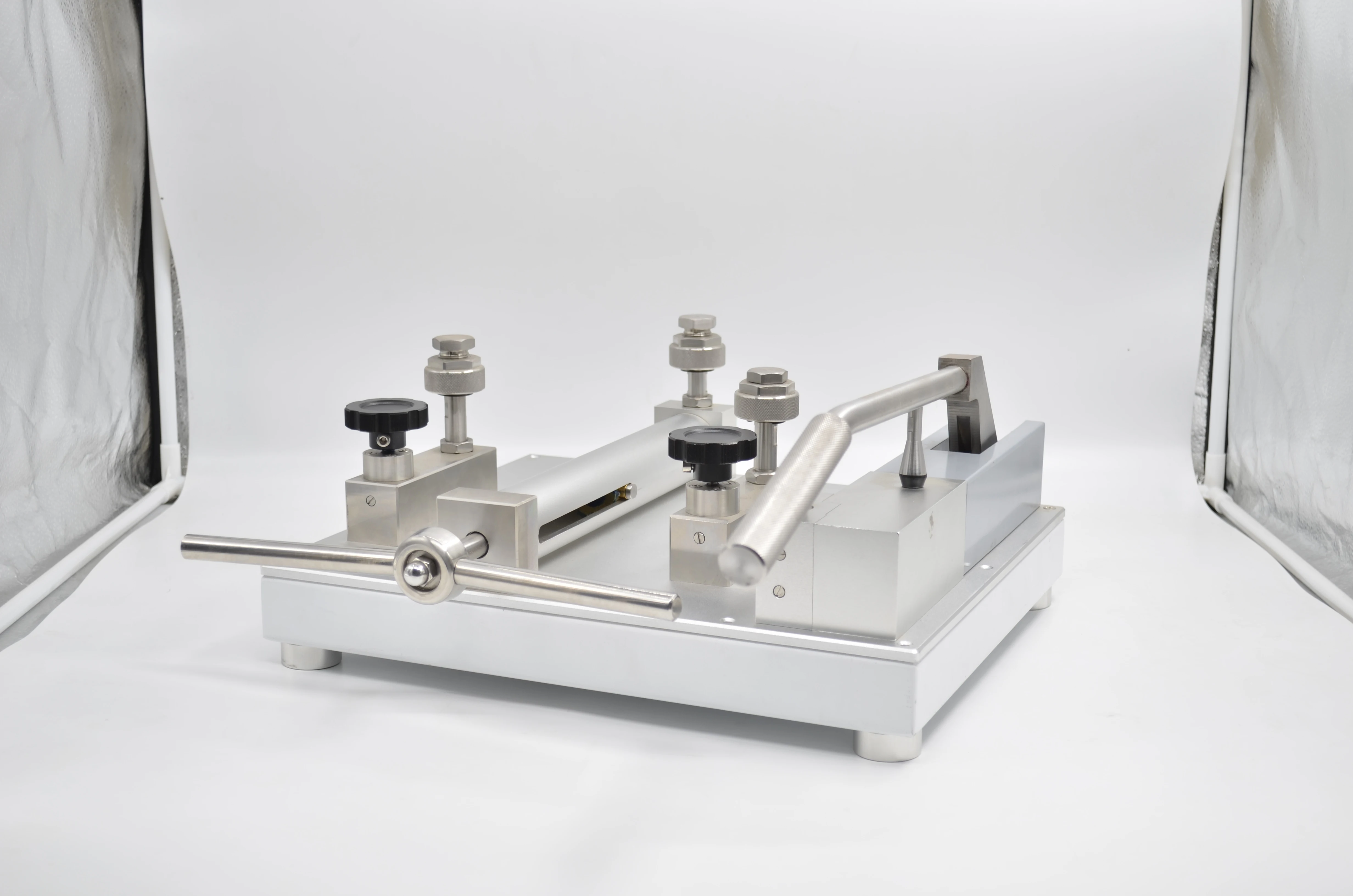 HS721 Portable Pneumatic pressure comparator