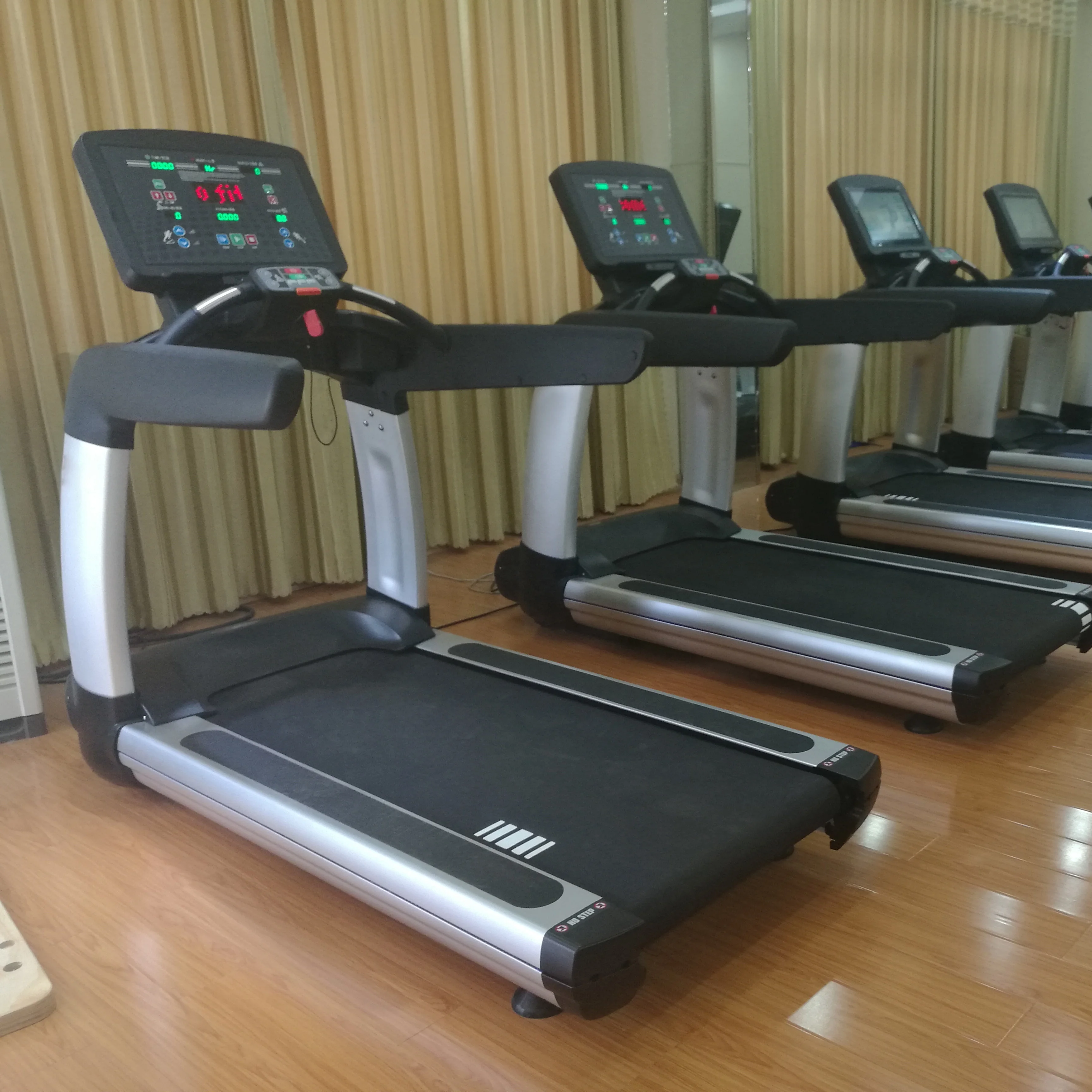 2024 Latest Self Generating Curved Treadmill with Monitor