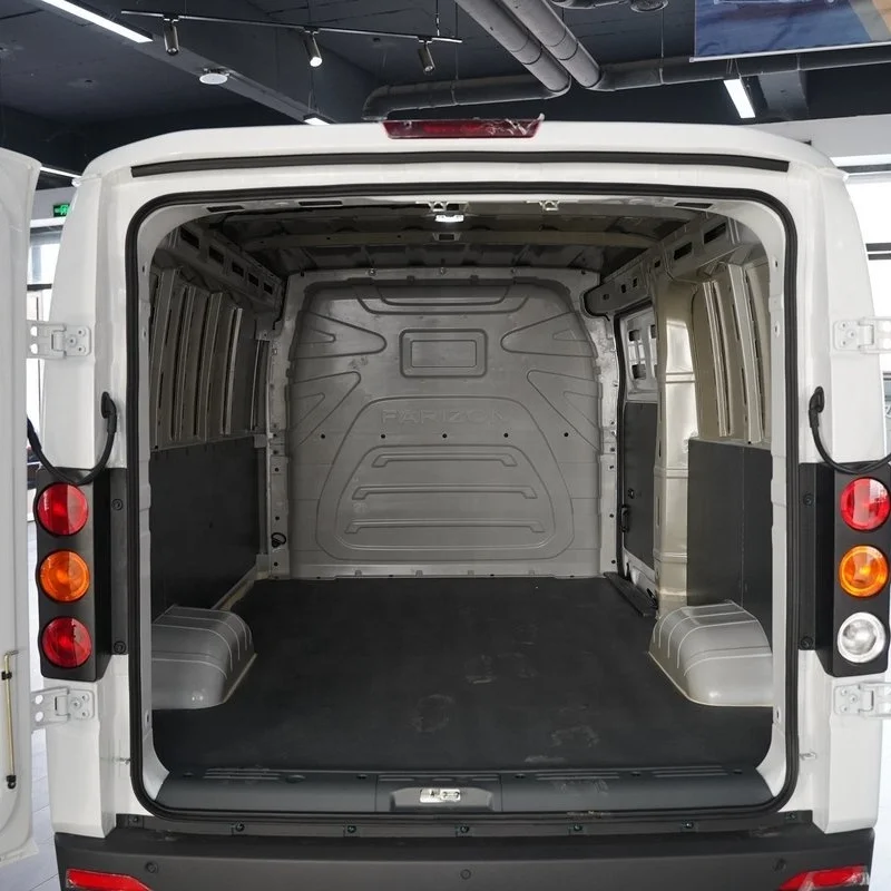 High quality Sinotruk 4X2 Euro6 90km/h new food trailer hybrid truck LIGHT CARGO TRUCK