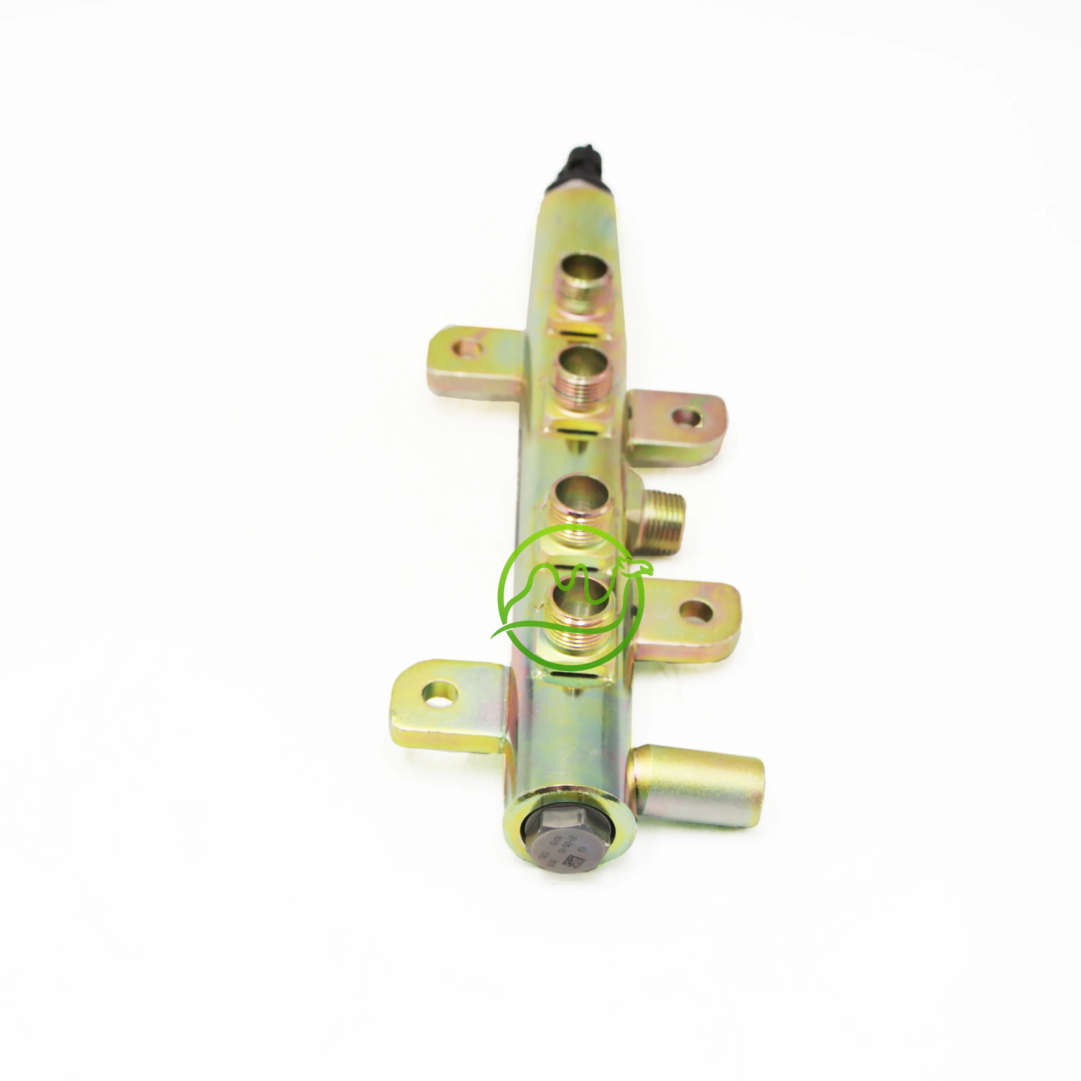 Common rail fuel manifold 28398134 1100200XED61 common rail pipe