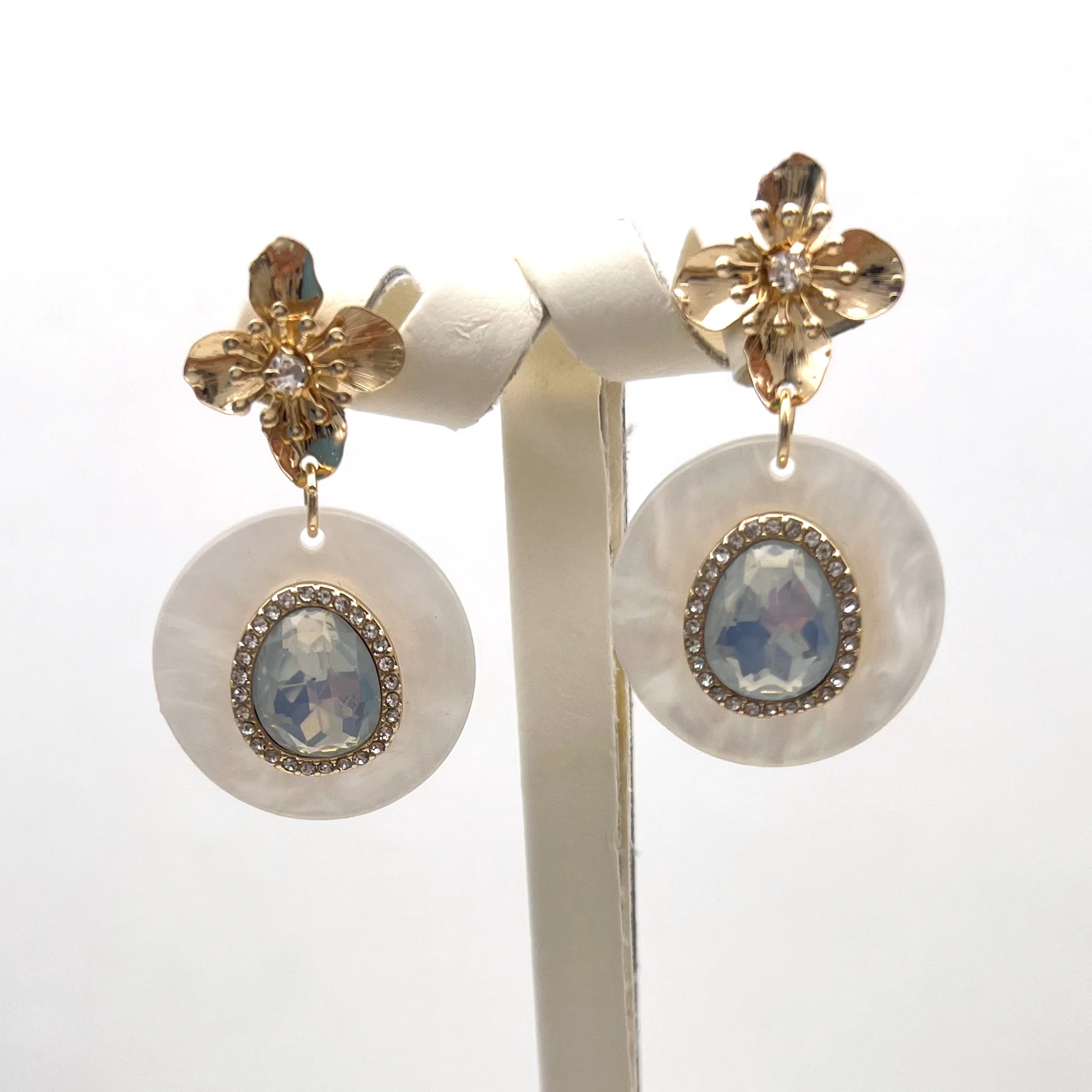 2022 fashional new style flower with glass round white Acetate plate drop earring for women