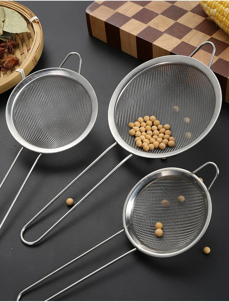 Food Grade Stainless Steel Mesh Strainer/Set of 3 Kitchen Sieves/Strainer Wire Mesh Basket Strainer Colander Silicone Handle