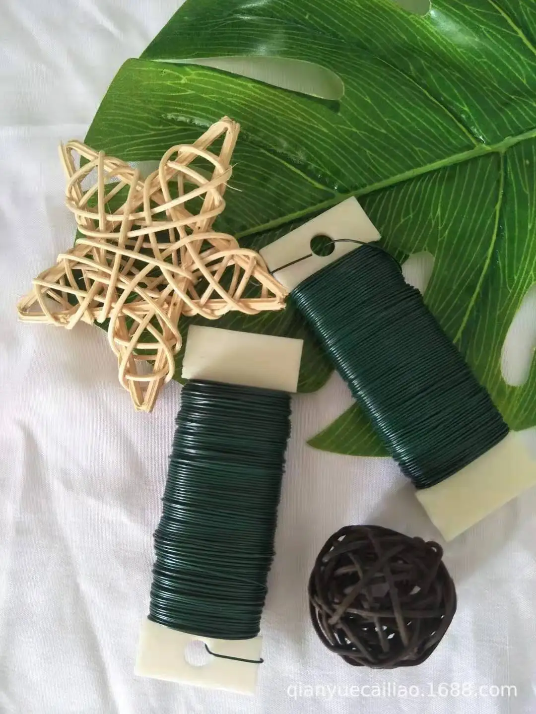 0.7mm/35m Green Flexible Paddle Crafts Christmas Wreaths Tree Garland and Floral Flower wire