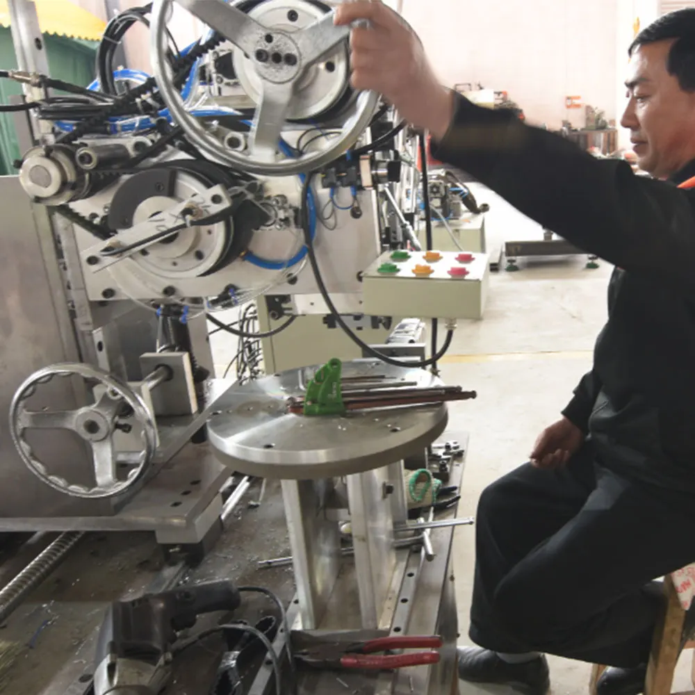 cnc automatic twisted-in wire brush machines