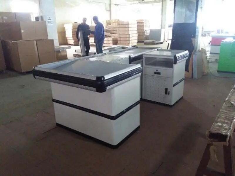 Supermarket Design Retail Cash Register Table Checkout Counter Cashier Desk With Conveyor Belt For Sale