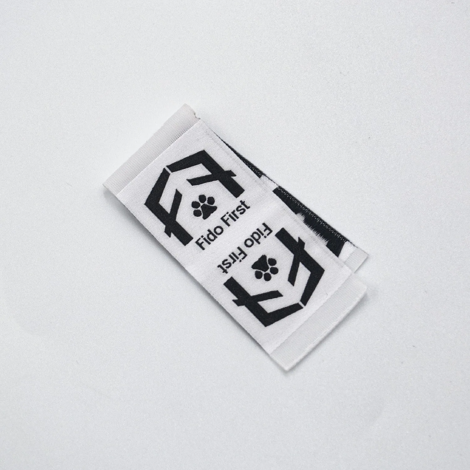 Factory cheap price custom garment brand label woven labels for clothing